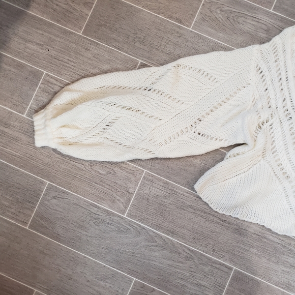Free People White Knit Bishop Sleeve Pull Over - Picture 8 of 11